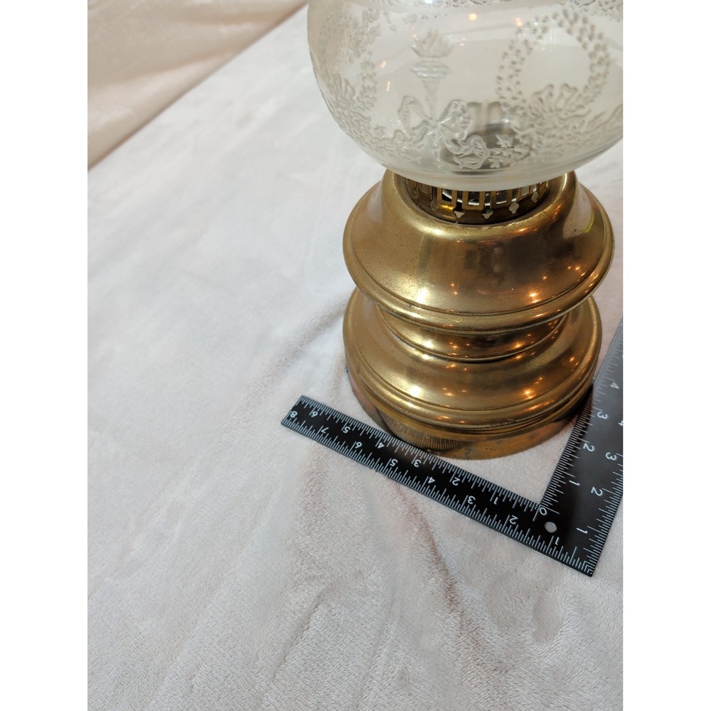 Vintage Brass Hurricane Lamp Frosted Etched Glass Ruffle Shade Floral Bow Wreath - Picture 6 of 6